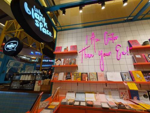 Fill the Blank Space: Notebook Urban dengan Sentuhan Artsy